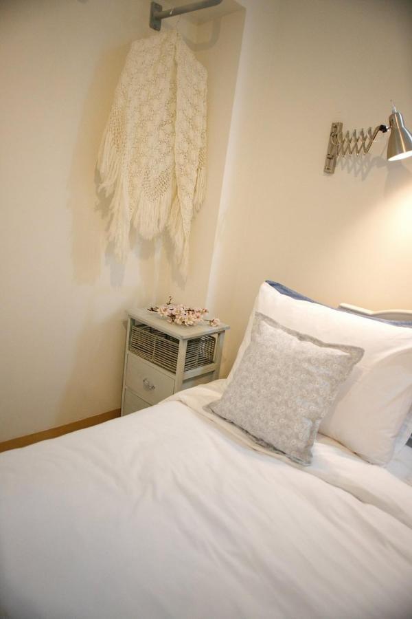 Villa Aroura Homes Garden House 2br 2ba Free Parking Athene